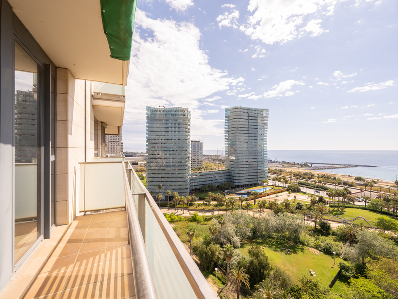 Fabuloso piso con terraza y espectaculares vistas en Diagonal Mar — foto 2