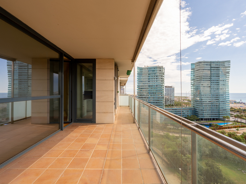 Fabuloso piso con terraza y espectaculares vistas en Diagonal Mar — foto 10