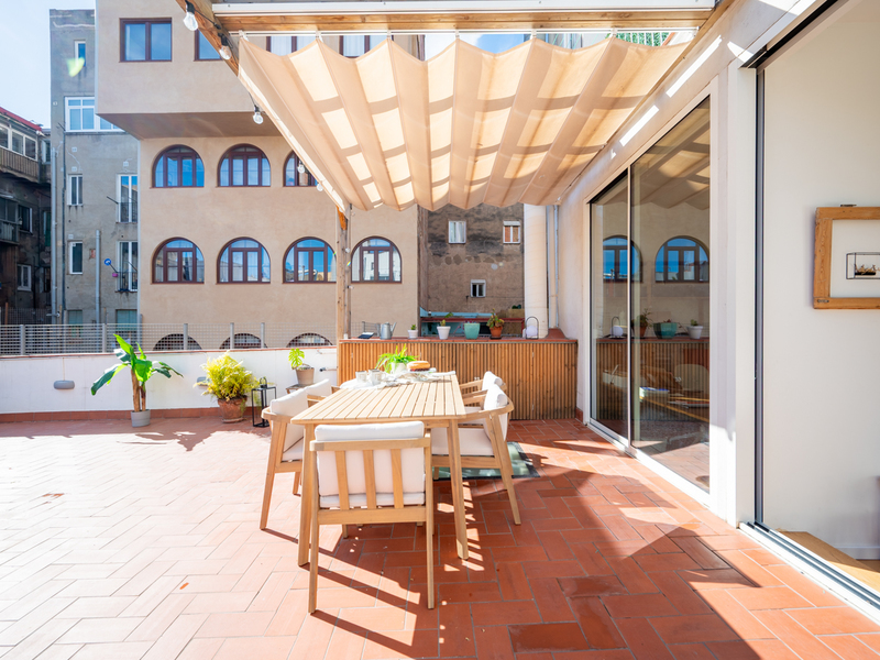 Increíble piso reformado con elementos originales y gran terraza en Gracia — foto 9
