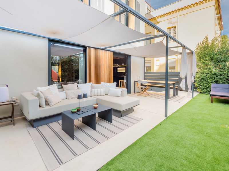 Impresionante casa de obra nueva con jardín y piscina — foto 3