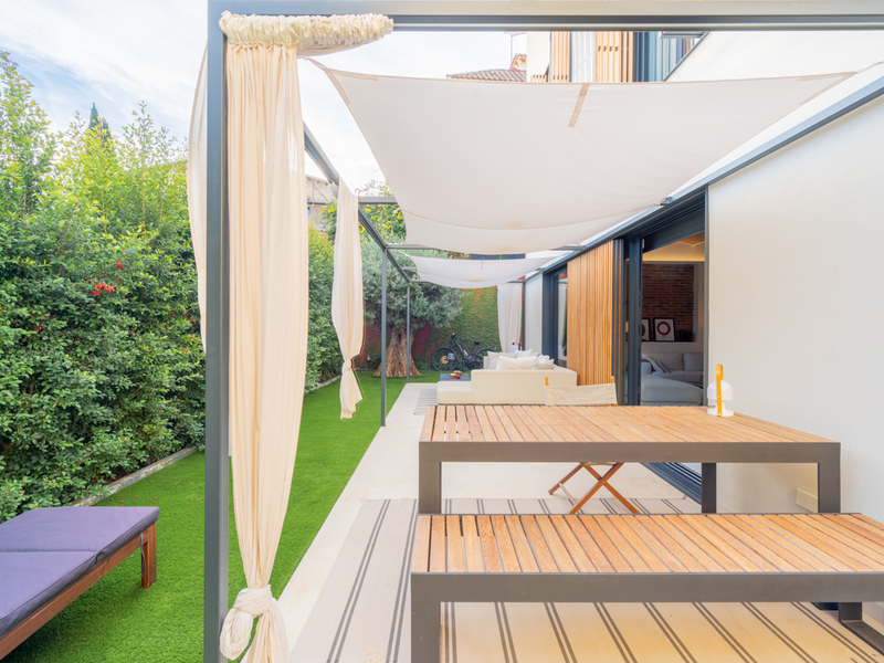 Impresionante casa de obra nueva con jardín y piscina — foto 6