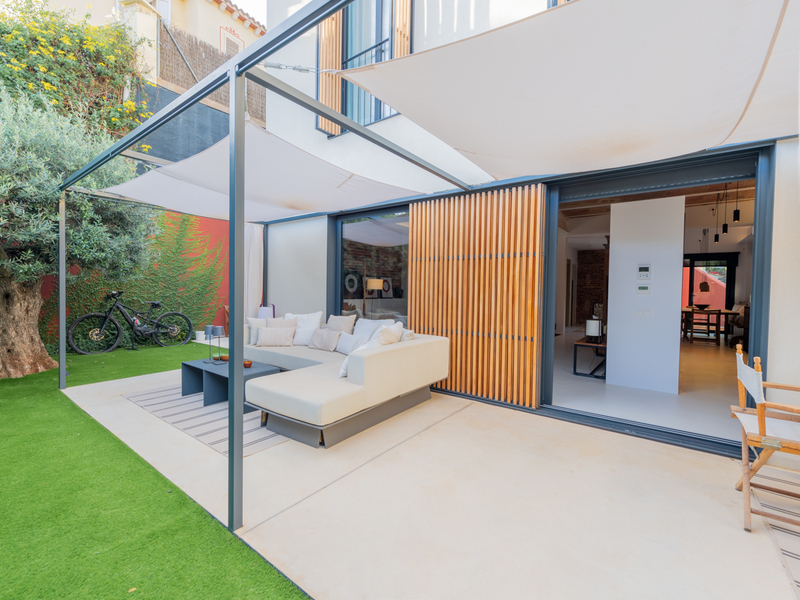 Impresionante casa de obra nueva con jardín y piscina — foto 7