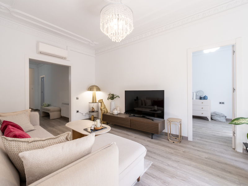 Fantástico piso reformado a estrenar en finca regia entre Eixample y El Born — foto 6