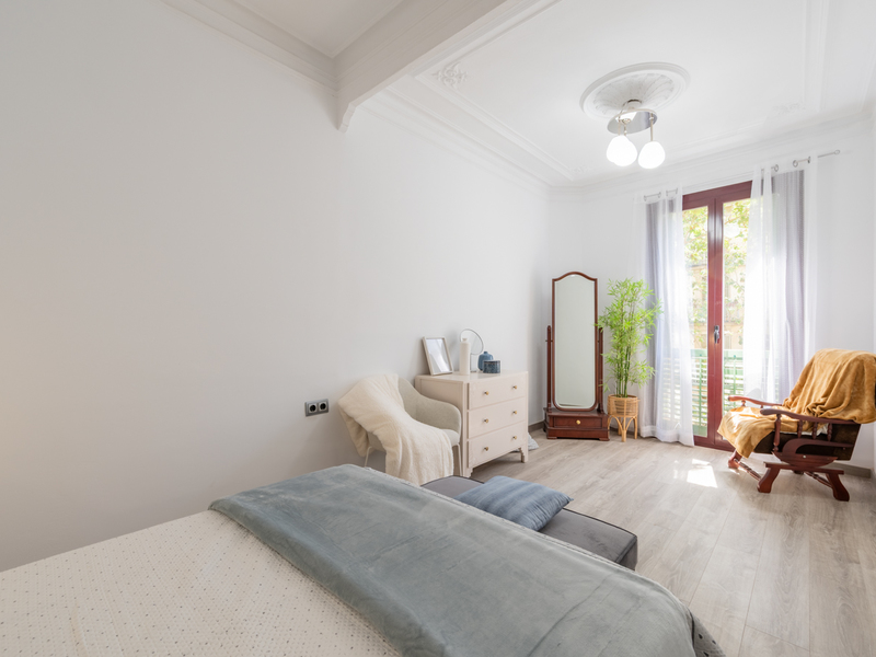 Fantástico piso reformado a estrenar en finca regia entre Eixample y El Born — foto 9