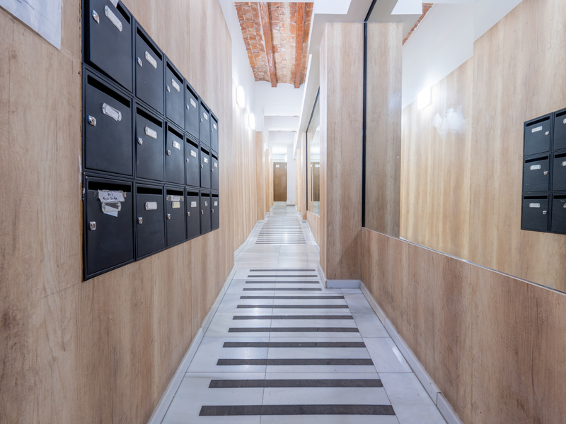 Piso céntrico reformado a estrenar con 2 suites al lado de Consell de Cent — foto 9