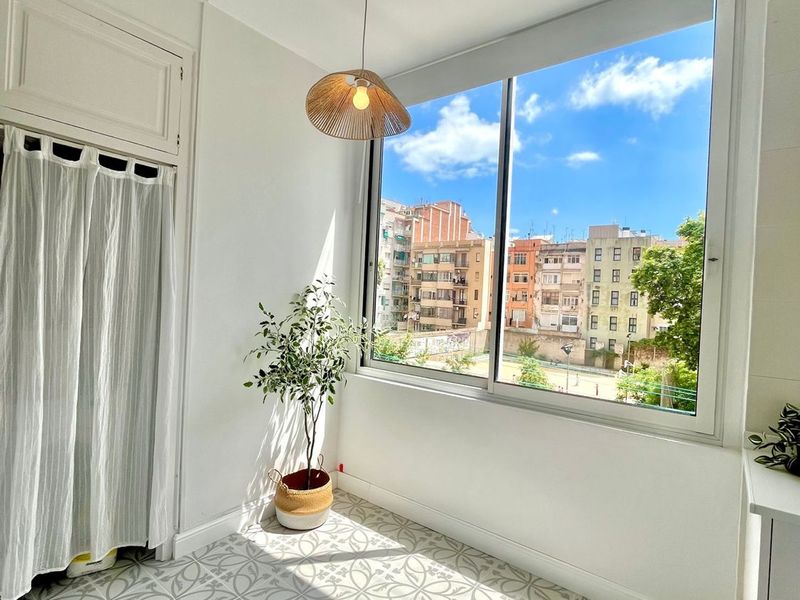 Estupendo y tranquilo piso con 3 habitaciones en finca regia del Eixample — foto 6