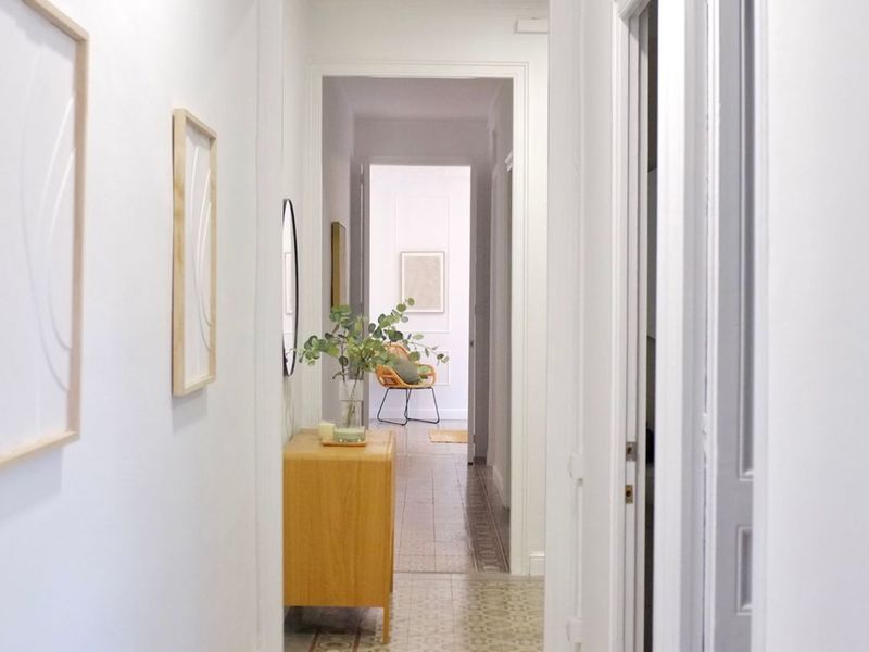 Estupendo y tranquilo piso con 3 habitaciones en finca regia del Eixample — foto 8