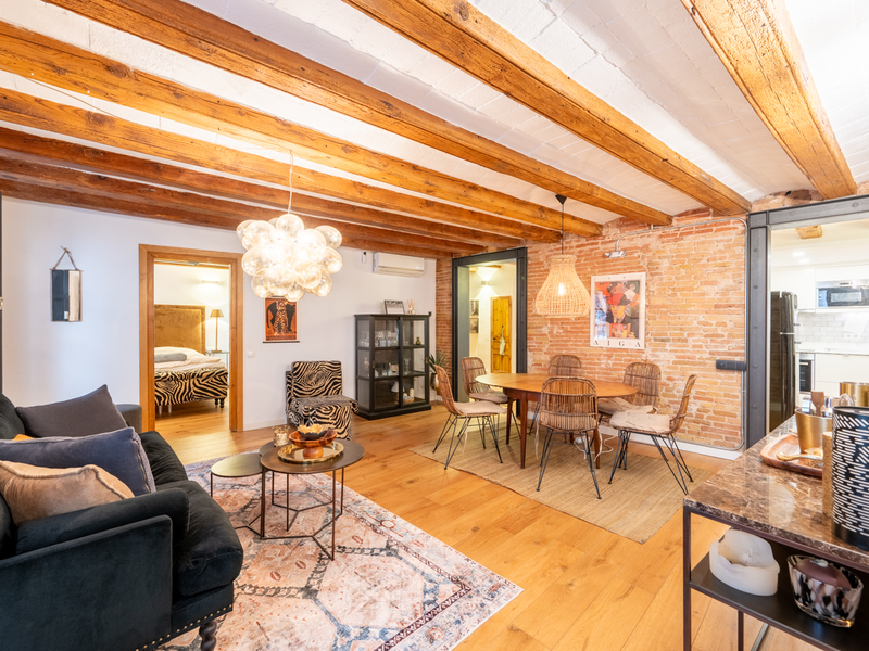 Precioso piso amueblado con elementos originales en el Barrio Gótico — foto 8