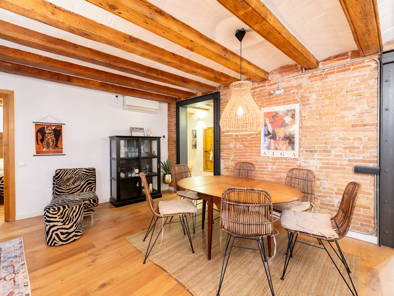 Precioso piso amueblado con elementos originales en el Barrio Gótico — foto 9