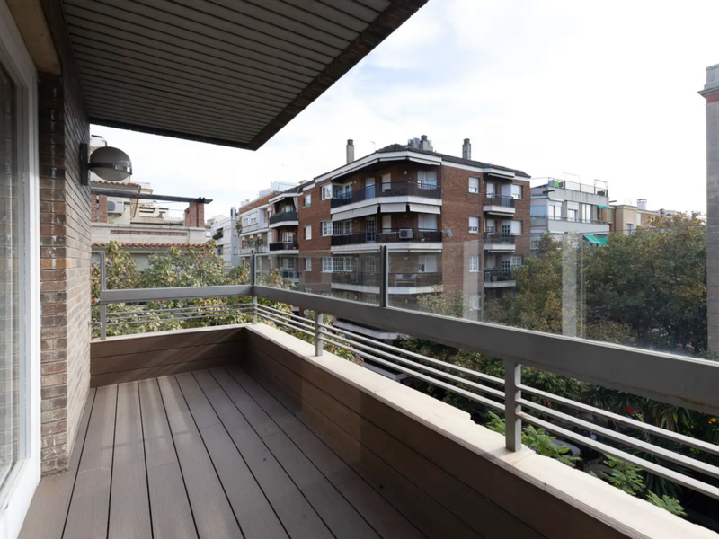 Fabulosa y amplia vivienda reformada con terrazas en La Bonanova — foto 4